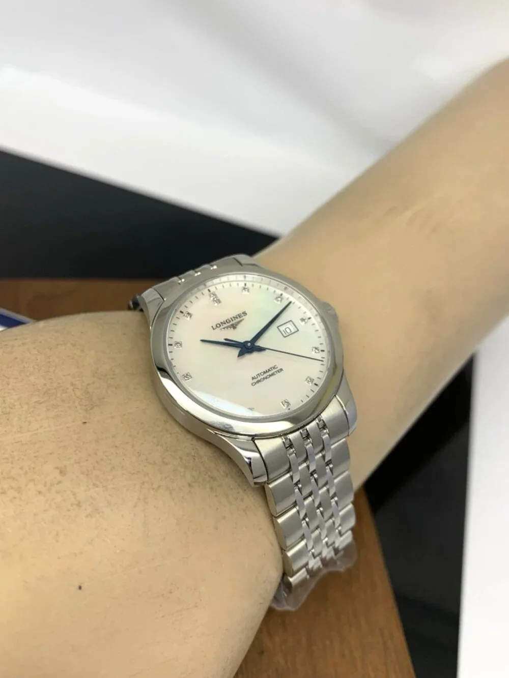Longines Women's Watch L23214876 Swiss Automatic Mother of Pearl Diamond Dial